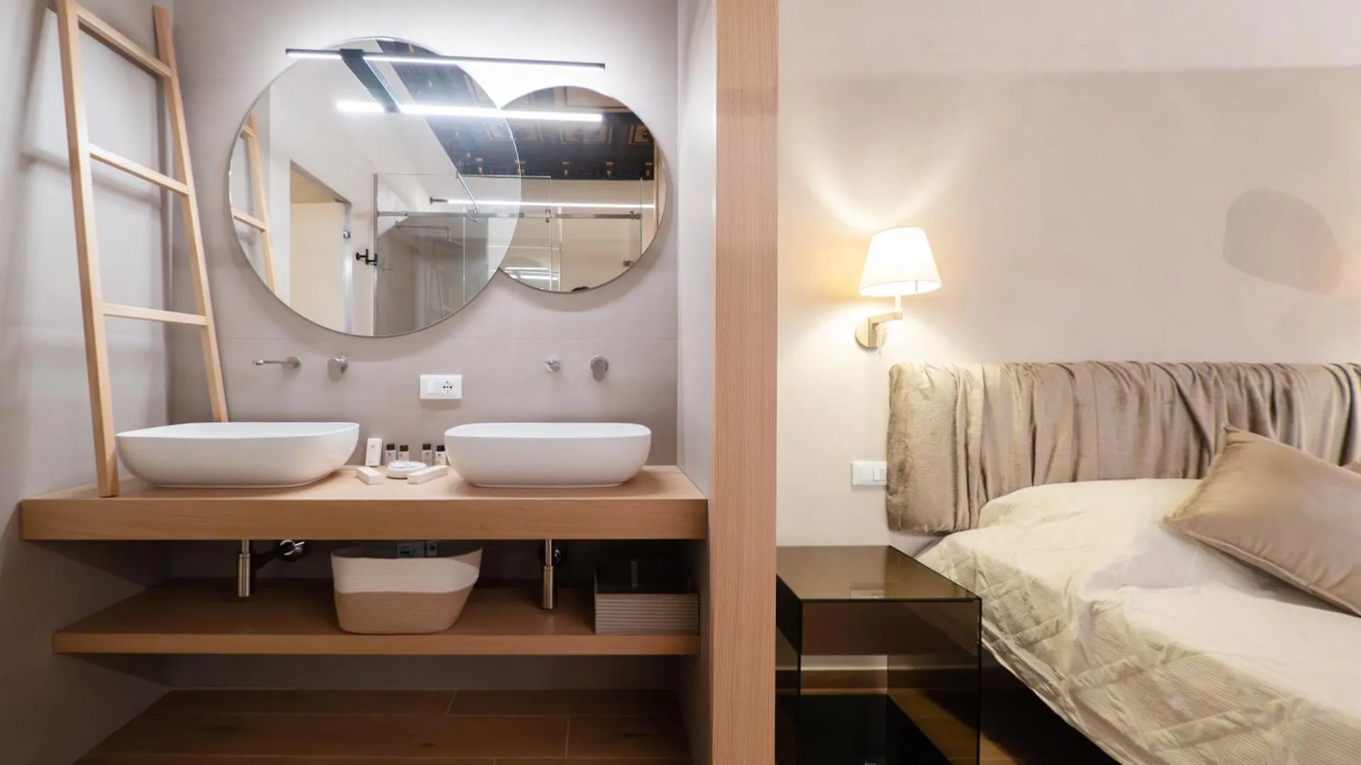 Notti O'Tunn Apartment Палермо