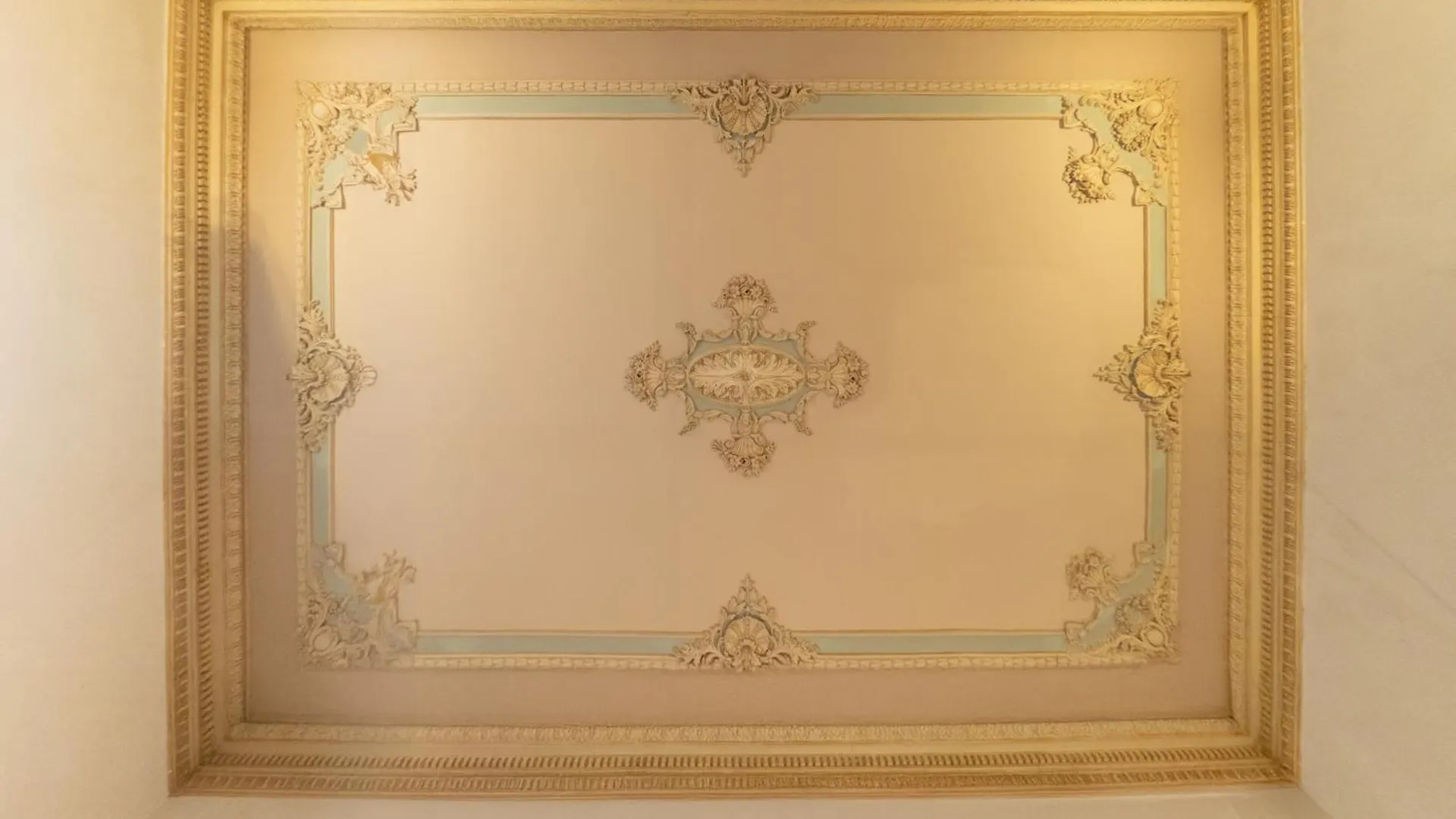 Notti O'Tunn Apartment Палермо Италия